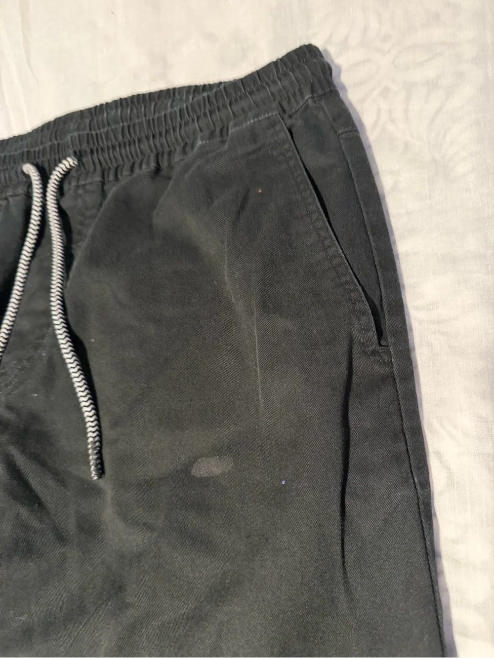 Volcom Men's Jogger Pants Black Size S Elastic Waist.
